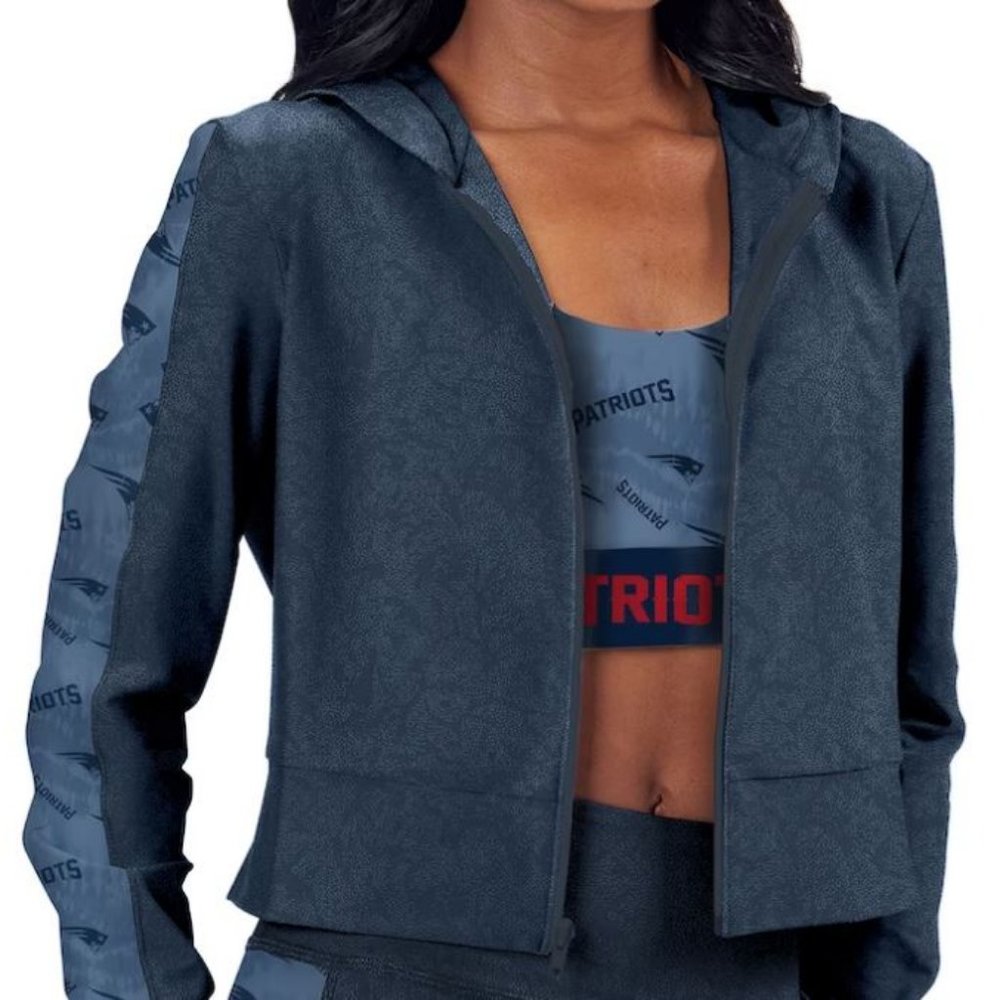 NWT- NFL New England Patriots Full Zip crop athletic hoodie!  Retails $80!